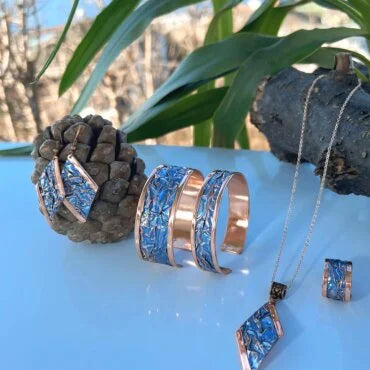 – El Yapımı Mine İşlemeli 4’lü Bakır Takı Seti